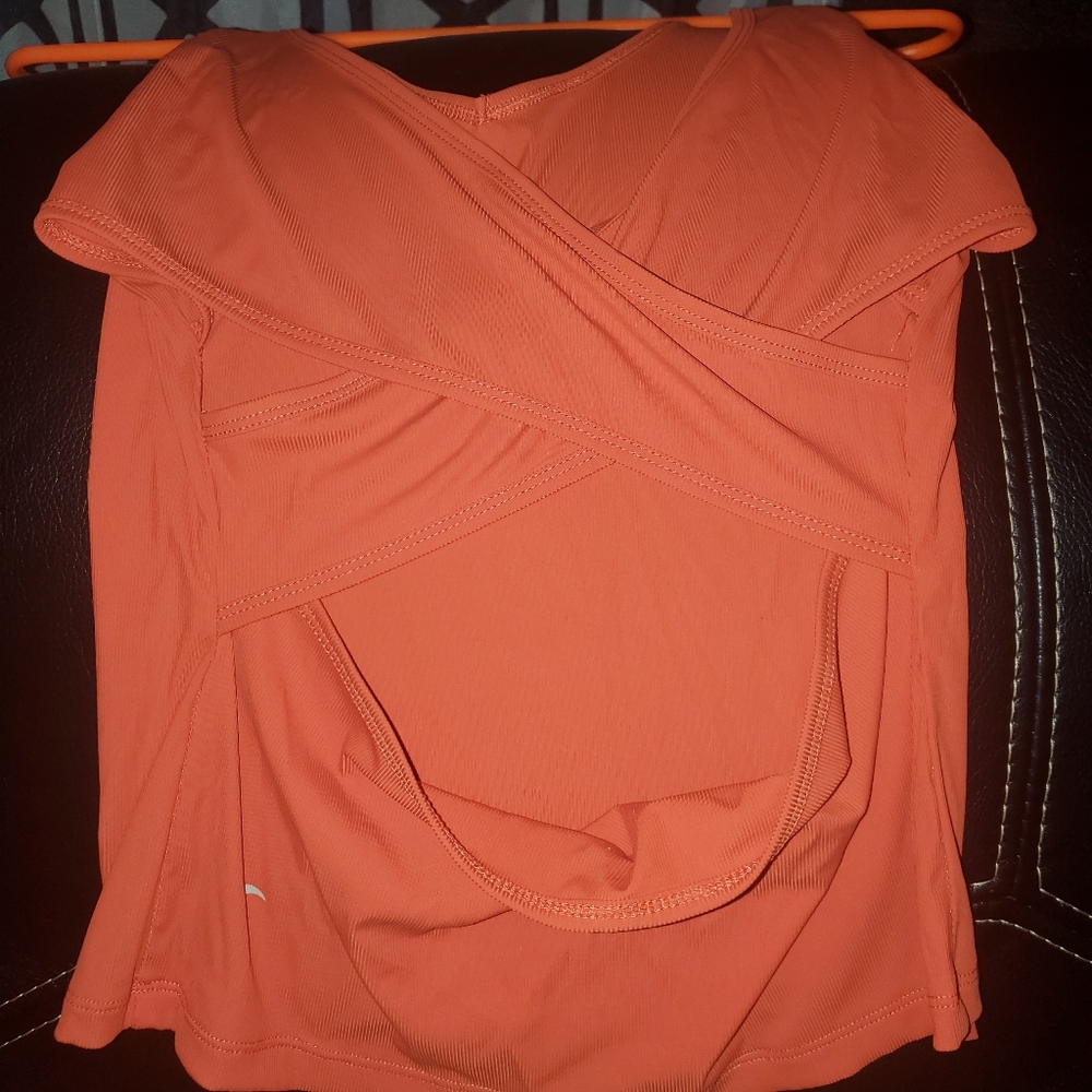 Tank top--backless - Picture 2 of 3